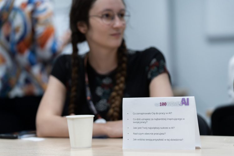 Trenują algorytymy, wytyczają trendy